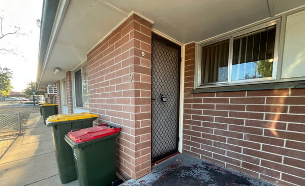 Elizabeth North Front