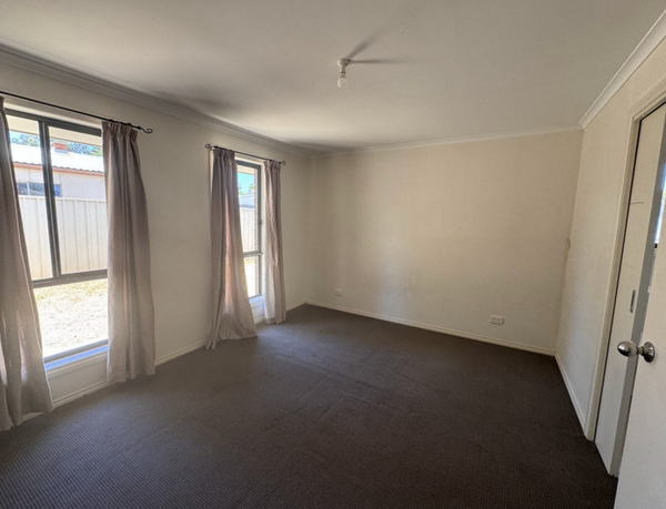 Elizabeth North Room